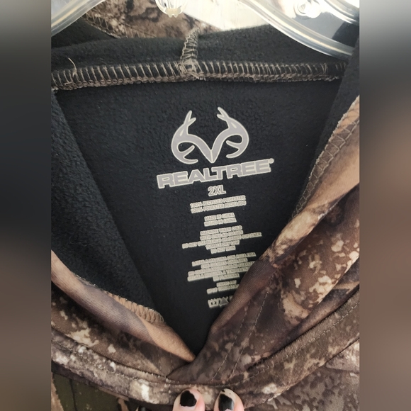 NWT Realtree Camouflage Hoodie 2XL - Picture 5 of 8